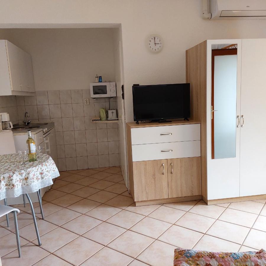 Erika Apartmanhazak Heviz Exterior photo